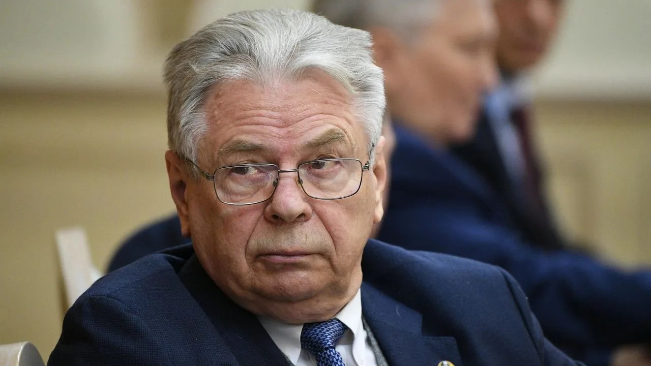 Поздравляем Валерия Тишкова с высокой государственной наградой!