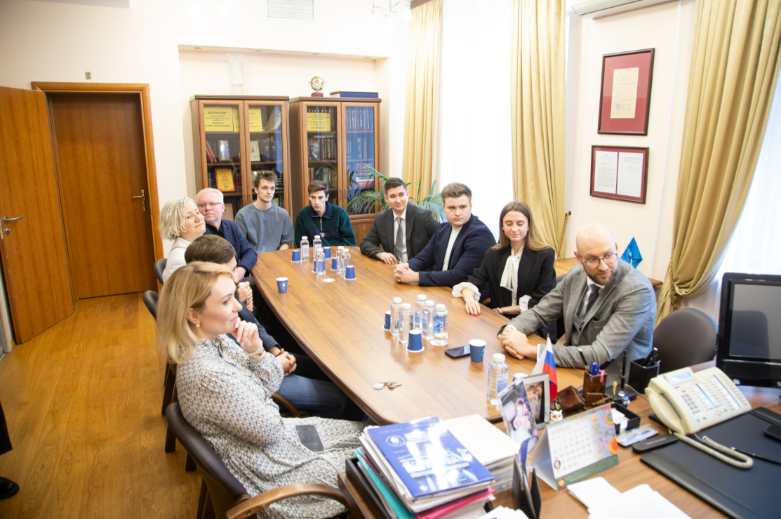 В РГГУ открылась выставка «#Новотроицк меняется: энергия города в кадре»