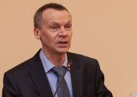  Rector Bezborodov answered students' questions