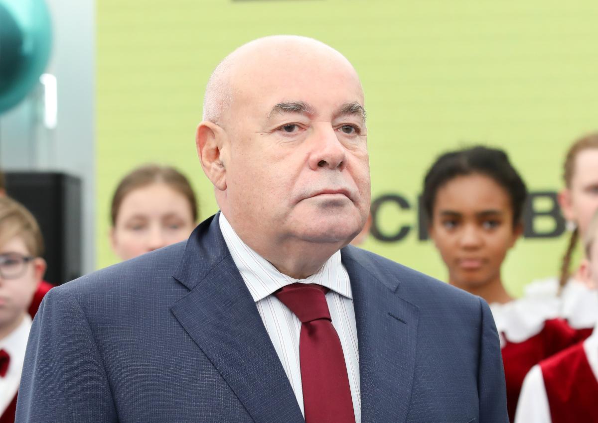 РГГУ поздравляет с днём рождения Михаила Швыдкого