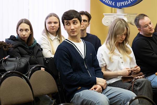 В РГГУ прошел круглый стол «Актуальные проблемы внешнеторговой деятельности»