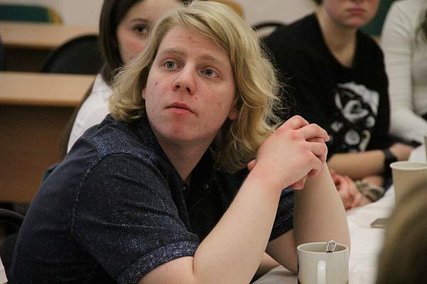 РГГУ состоялась беседа на тему «Вера и творчество: христианские смыслы в современной поэзии» 