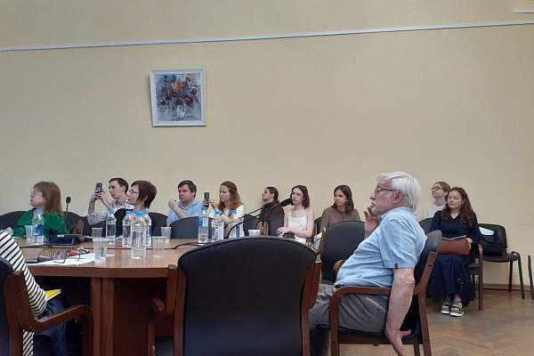 В РГГУ прошёл круглый стол памяти Ю.В. Манна