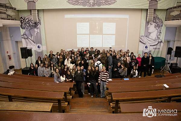 «Создавать искусство из ничего»: правила успешного копирайтера