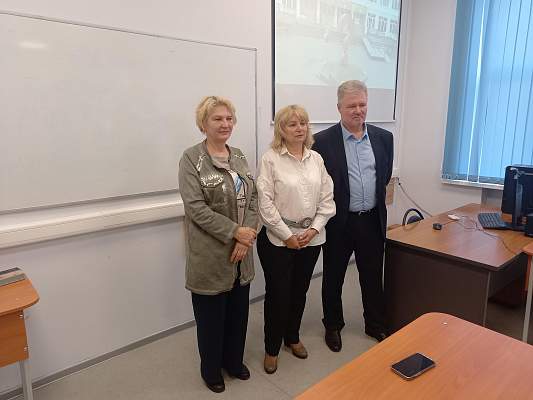 Показ фильма «Война народная. Волонтеры» прошёл в РГГУ