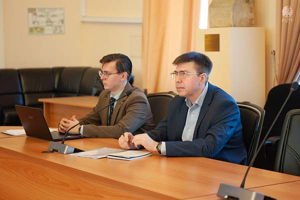 В РГГУ прошла стратегическая сессия, посвященная изучению истории современной России.