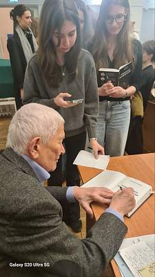 Психологические аспекты преступности: терроризм, мошенничество и методы защиты граждан