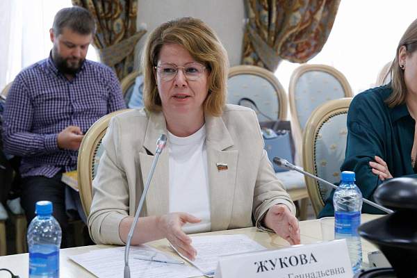 В Общественной палате РФ обсудили перспективы развития креативных индустрий и человеческого потенциала