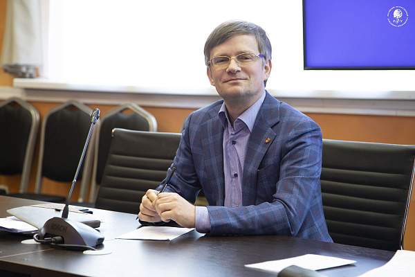 Лингвистика будущего: в РГГУ обсудили ключевые вызовы и точки роста