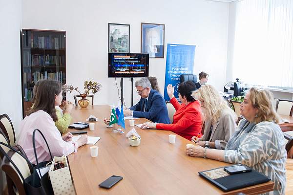 РГГУ укрепляет академические связи с Пакистаном: университет посетила советник Посольства Исламской Республики