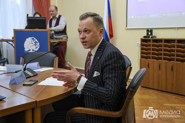 Участники круглого стола в РГГУ призвали к системной политике развития цифровых платформ и экосистем