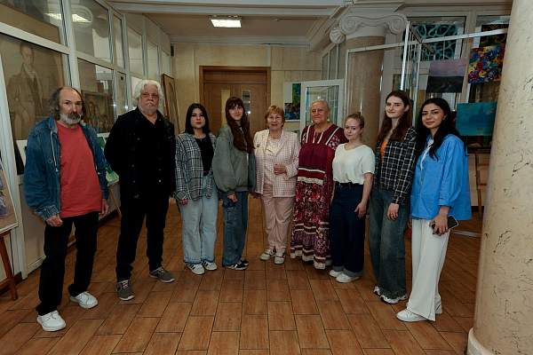 В Учебном центре «Арт-дизайн» РГГУ открылась выставка «Весна»