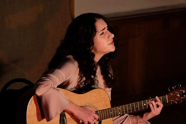 В преддверии 9 Мая в РГГУ прошёл «Вечер памяти»: голоса искусства, опалённого войной