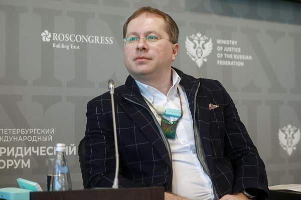 Конвергенция права: противостояние глобализации и традиций