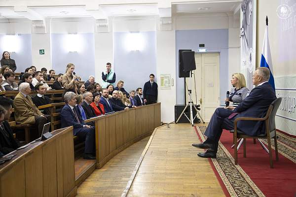 Мария Захарова в РГГУ — о границах прогресса и вызовах современности