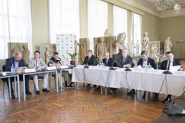 В РГГУ прошло заседание Попечительского совета Ассоциации «Студенческая лига лёгкой атлетики»