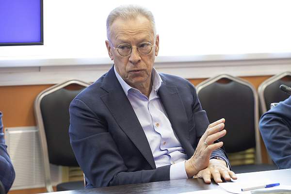 Лингвистика будущего: в РГГУ обсудили ключевые вызовы и точки роста