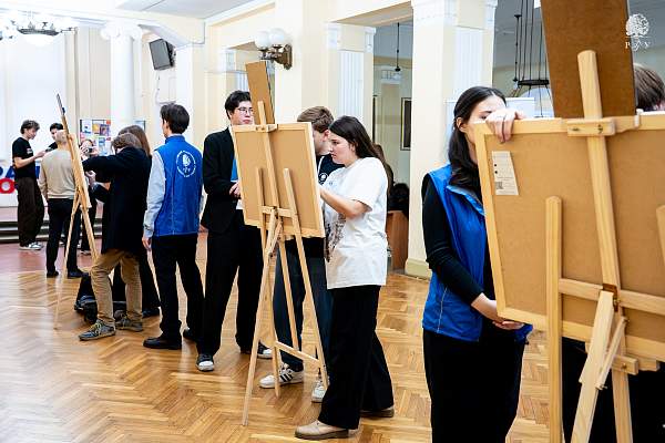 РГГУ объединил Россию: состоялся традиционный чемпионат по сборке Спилс-карт