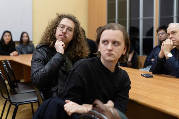 В РГГУ прошел круглый стол «Актуальные проблемы внешнеторговой деятельности»