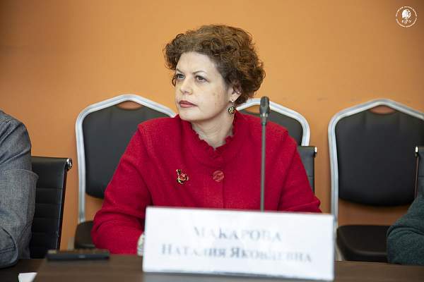 Социально-гуманитарное знание в эпоху «гибридного интеллекта»: в РГГУ обсудили границы и возможности применения ИИ