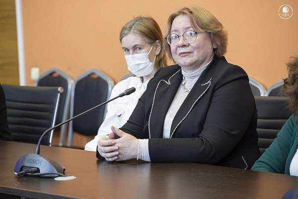 Лингвистика будущего: в РГГУ обсудили ключевые вызовы и точки роста