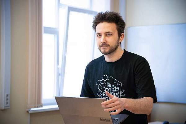 От теории к практике: студенты Научного центра исследований и разработок средств защиты информации прошли экзамен по итогам первого семестра