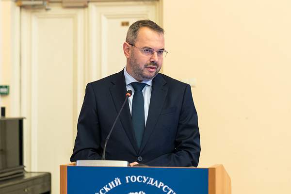Новороссия пишет новую историю: в РГГУ подвели итоги «Азовского форума развития»