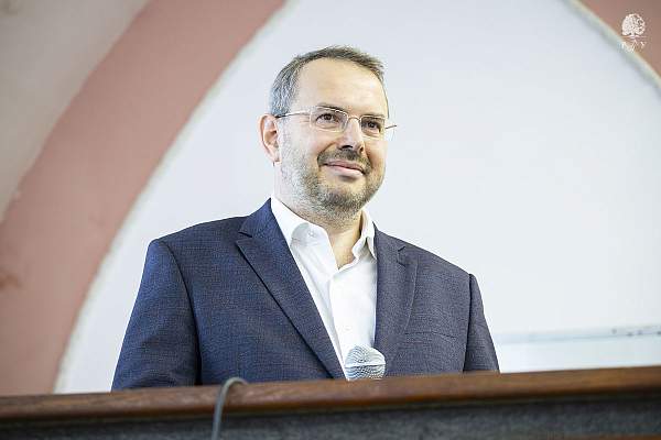В ИАИ РГГУ состоялась встреча первокурсников с Константином Могилевским