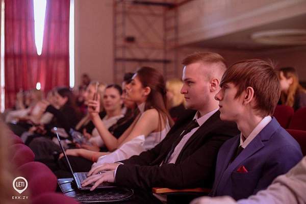 Студенты РГГУ блеснули на Всероссийском фестивале LETI