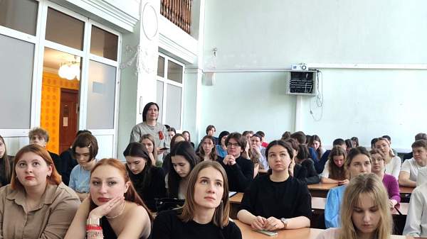 Круглый стол «Без срока давности: “Через века, через года, — помните!”» в РГГУ