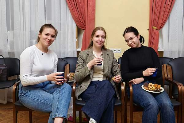 В атмосфере купеческой Москвы: в «Лаборатории Новой Локальной истории» обсудили чайные традиции