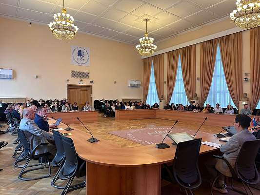 В РГГУ состоялось совещание с кураторами и ответственными за воспитательную работу в учебных подразделениях 