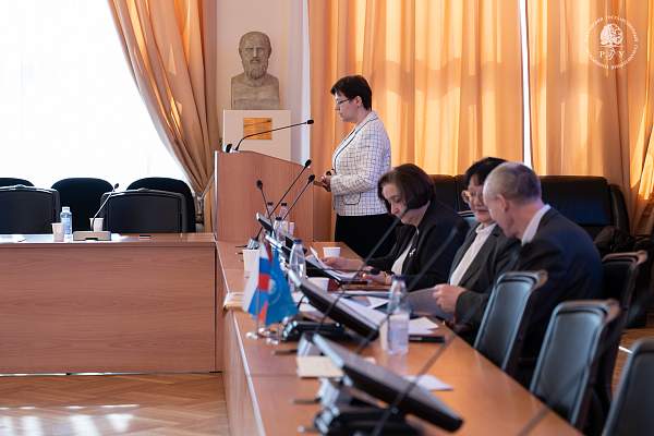 Екатерина Болтунова успешно защитила докторскую диссертацию 