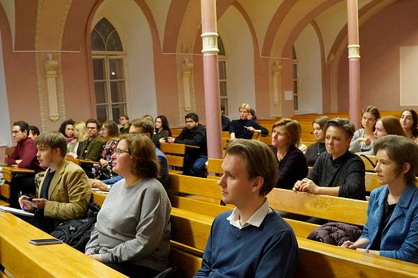 Первое заседание СНС «Холокост и геноциды: культура памяти» в новом учебном году