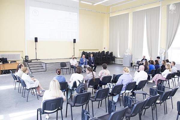 Клуб создателей смыслов в РГГУ