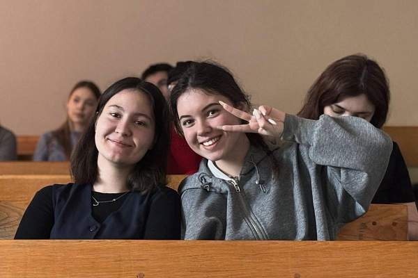 «Права женщин на Востоке»
