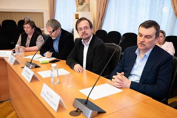 РГГУ определяет будущее: на Учёном совете обсудили новые ориентиры развития науки, образования и технологий