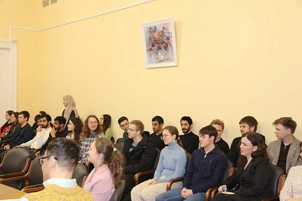 В РГГУ обсудили перспективы российско-арабского сотрудничества