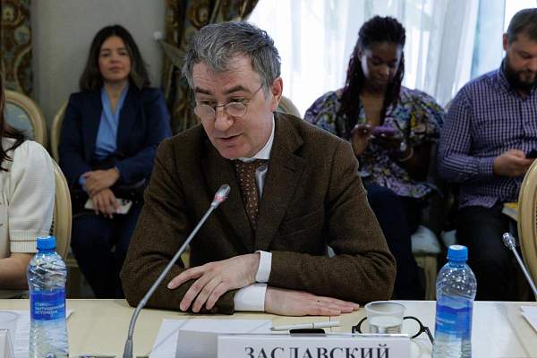 В Общественной палате РФ обсудили перспективы развития креативных индустрий и человеческого потенциала