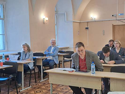 Документальное наследие российских полярных исследователей: проблемы выявления, описания, публикации. К 135-летию со дня рождения академика О.Ю. Шмидта