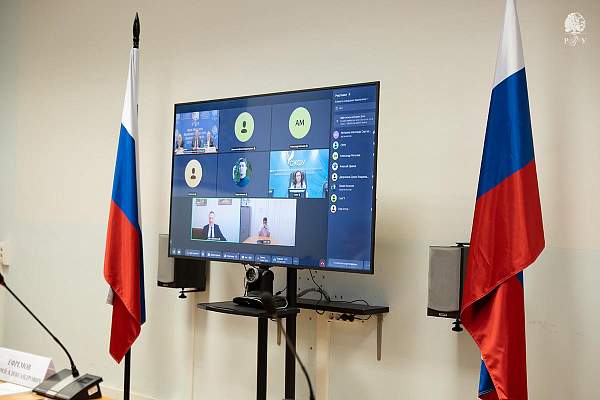 «Стратегический шаг в развитии суверенного знания»: в РГГУ открыт курс «Вестернология»